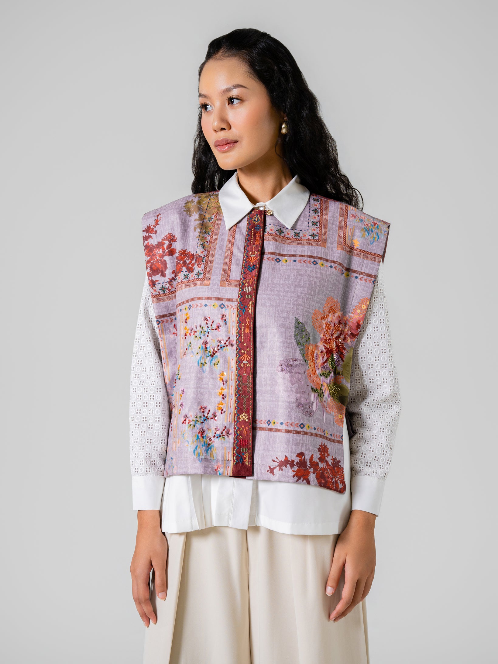 Dampu Bulan Vest Payet