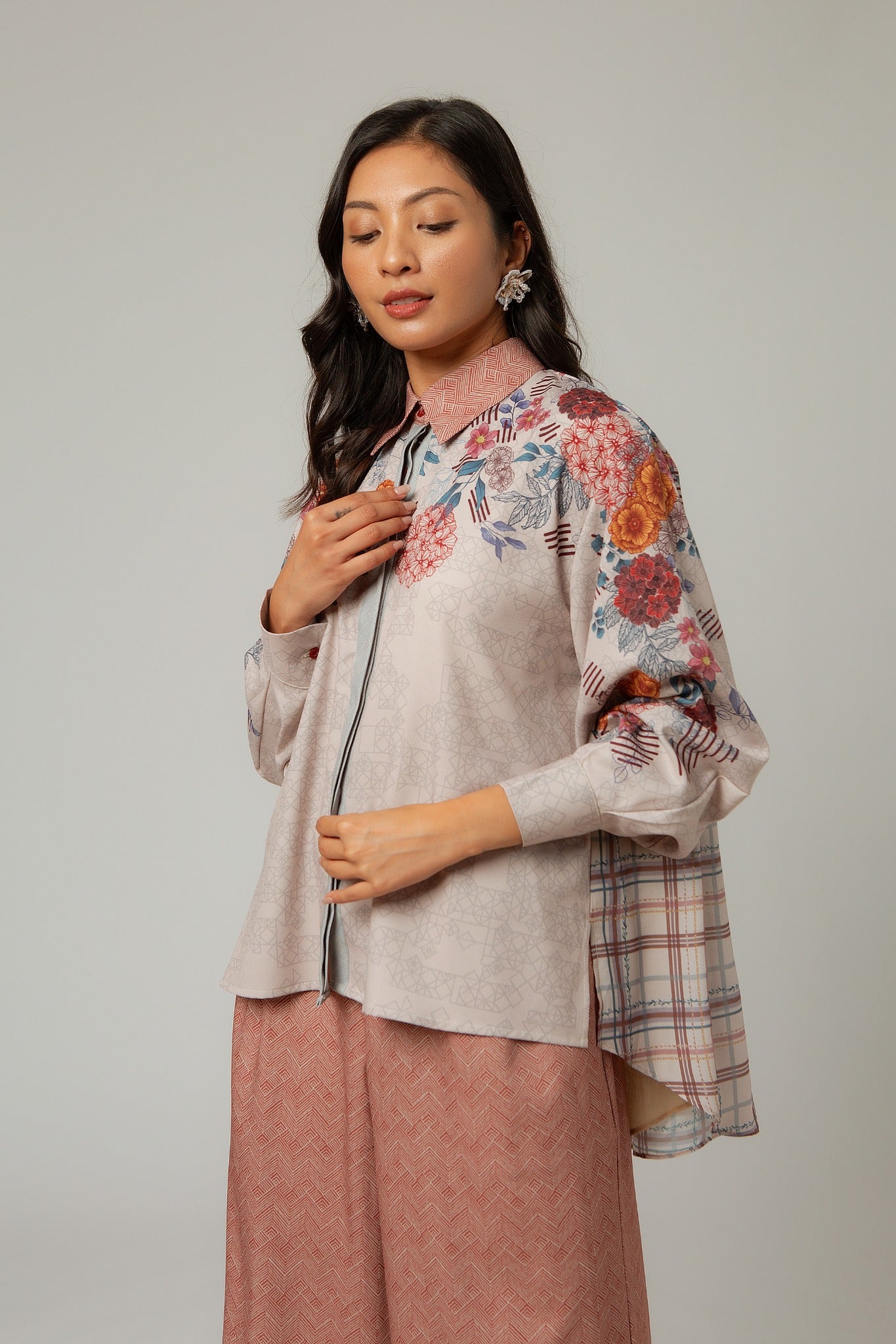 Celestine Beige Shirt Kemeja Lengan Panjang Wanita