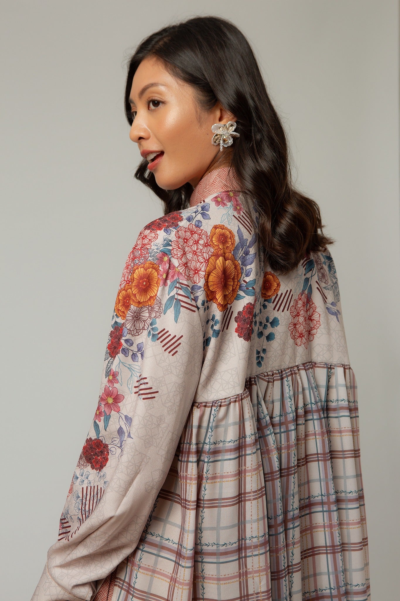 Celestine Beige Shirt Kemeja Lengan Panjang Wanita