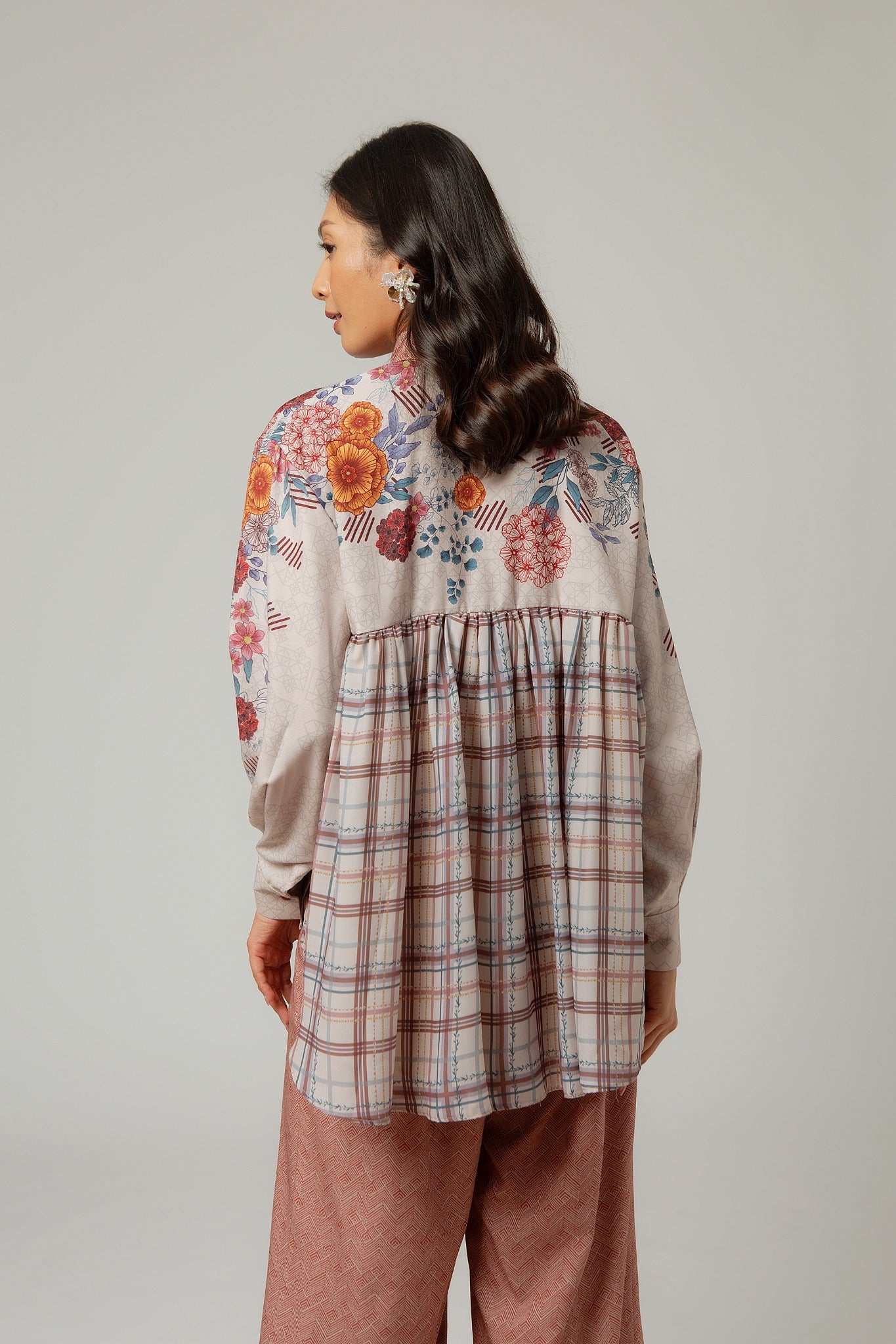 Celestine Beige Shirt Kemeja Lengan Panjang Wanita