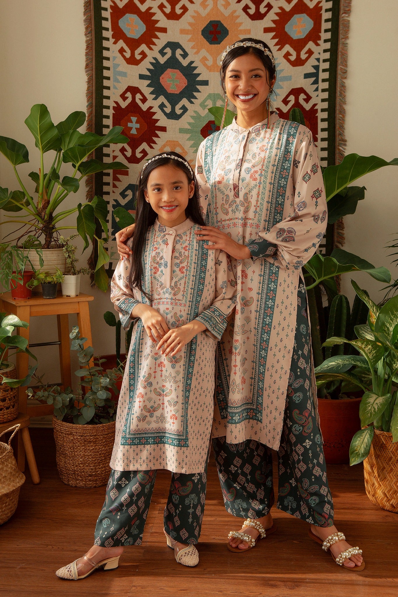 Sekar Set Mom & Kids Earth