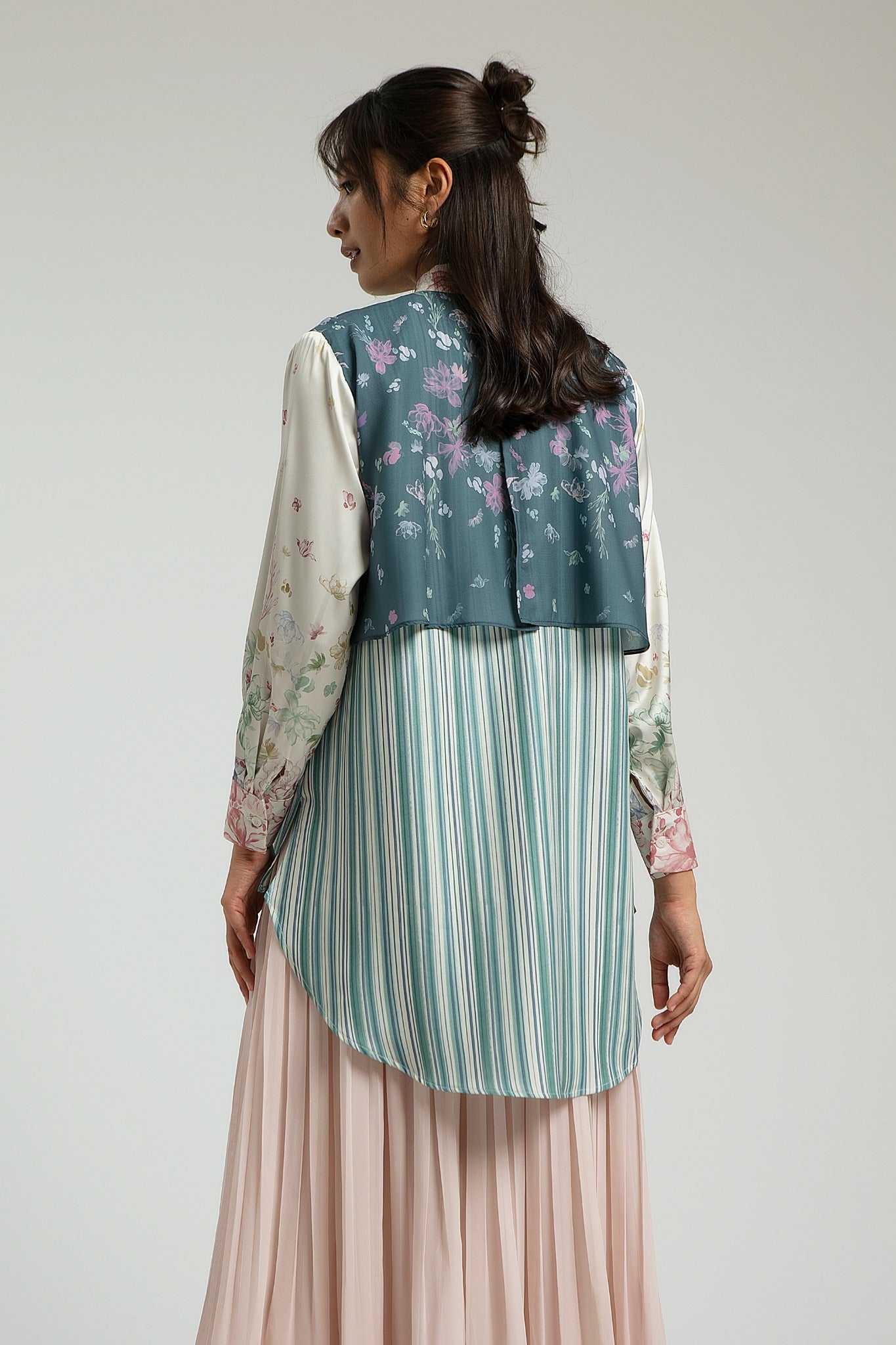 Damia Turquoise Top - Kemeja Lengan Panjang Wanita