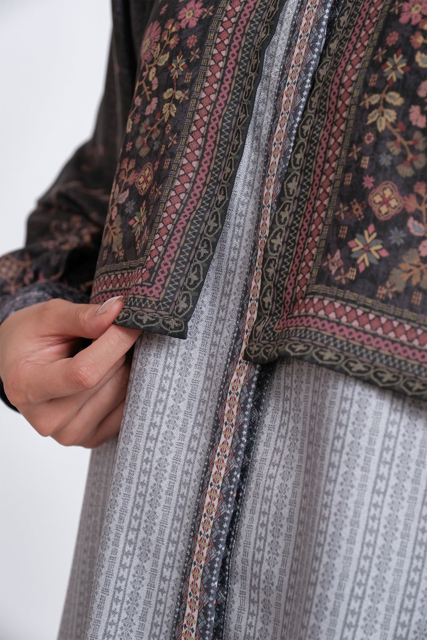 Cendana Top Midnight