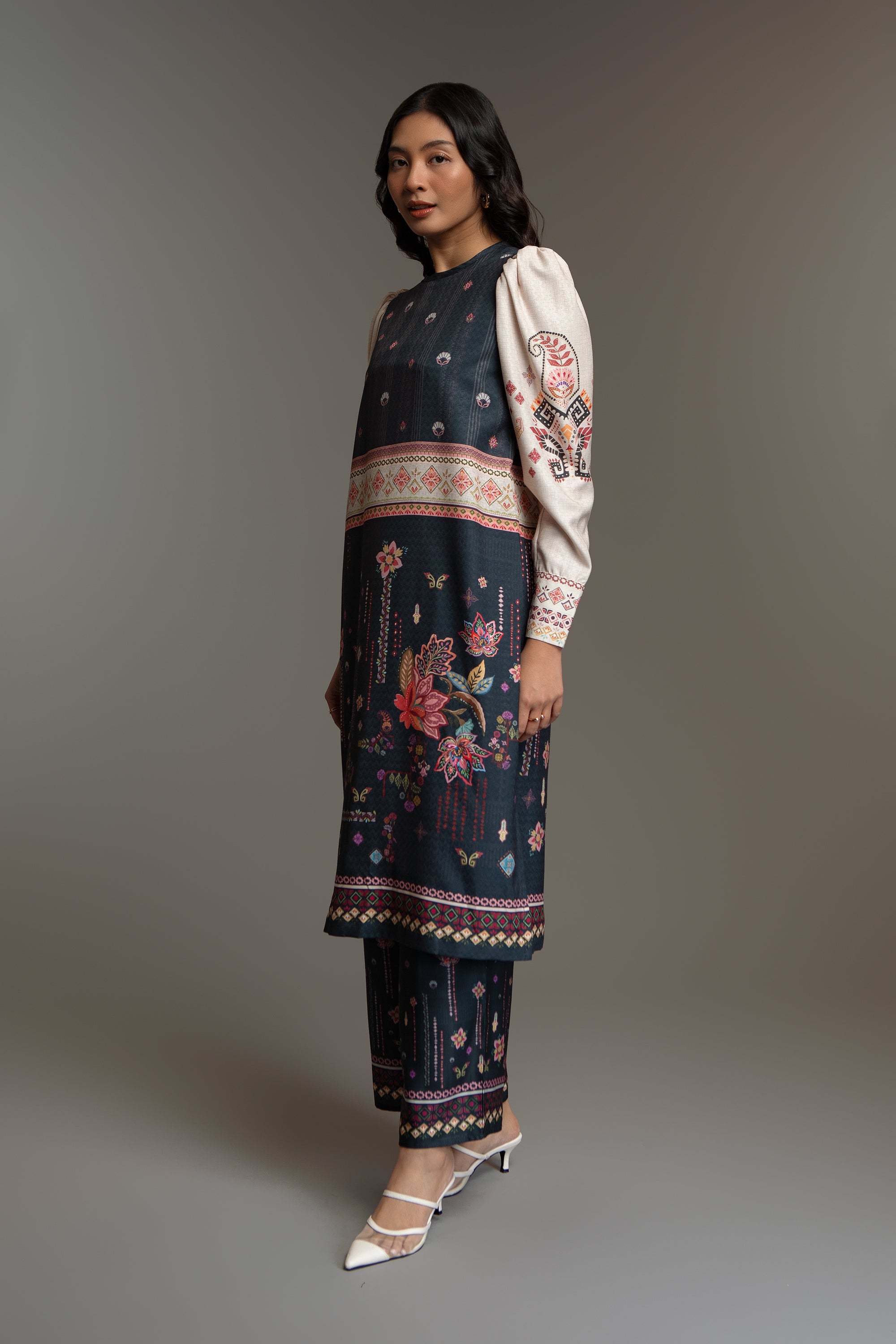 Geni Set Malam (Tunic + Pants)